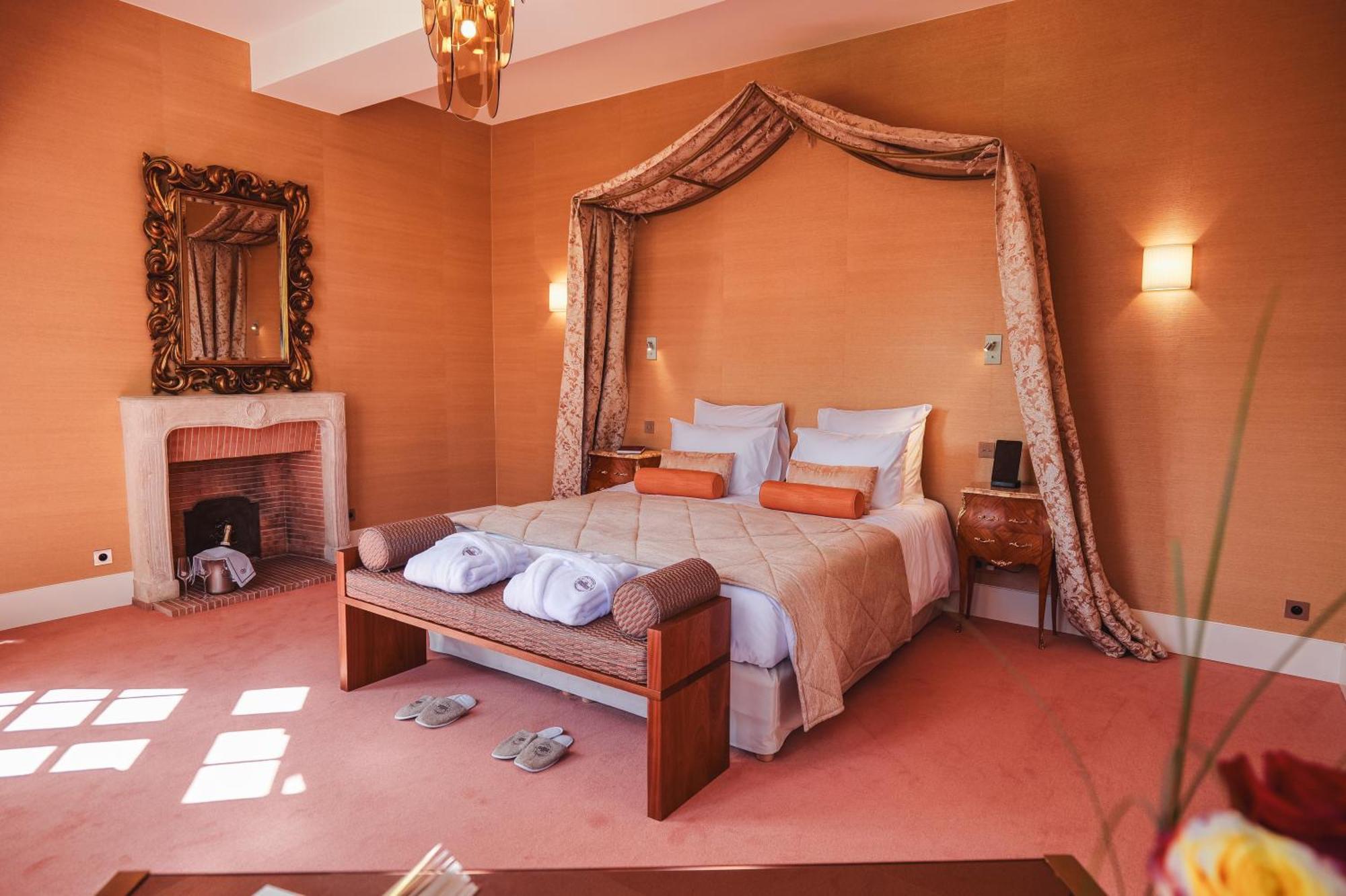 Hotel 4 Etoiles Chateau - Domaine De Coeurmandie Beny-sur-Mer Luaran gambar