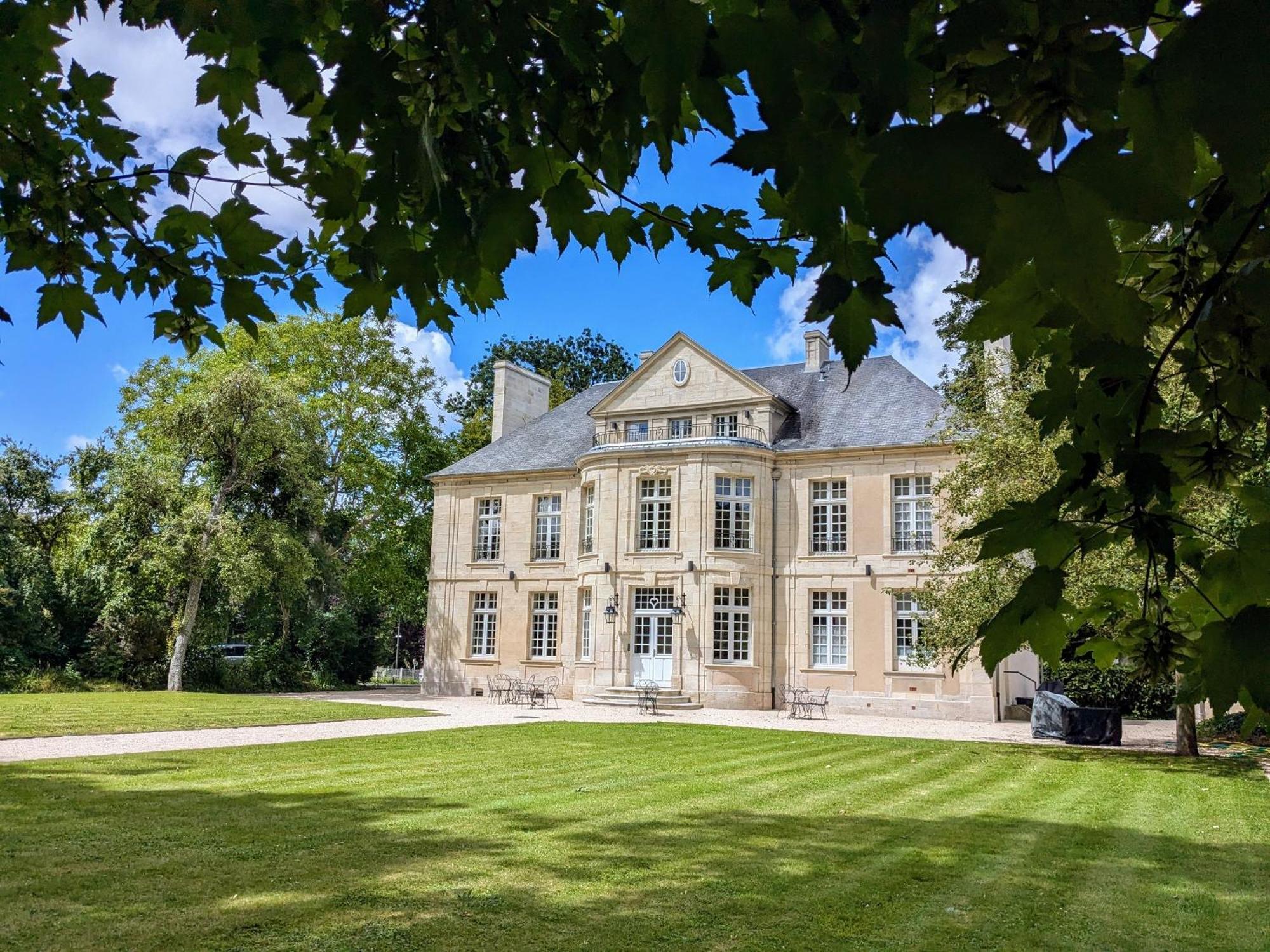 Hotel 4 Etoiles Chateau - Domaine De Coeurmandie Beny-sur-Mer Luaran gambar